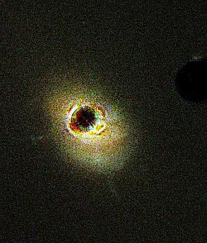 The galaxy surrounding quasar 3C 273